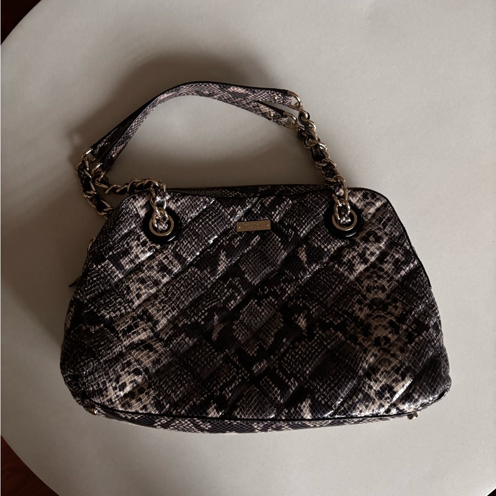 Elegant Snakeskin Patterned Handbag